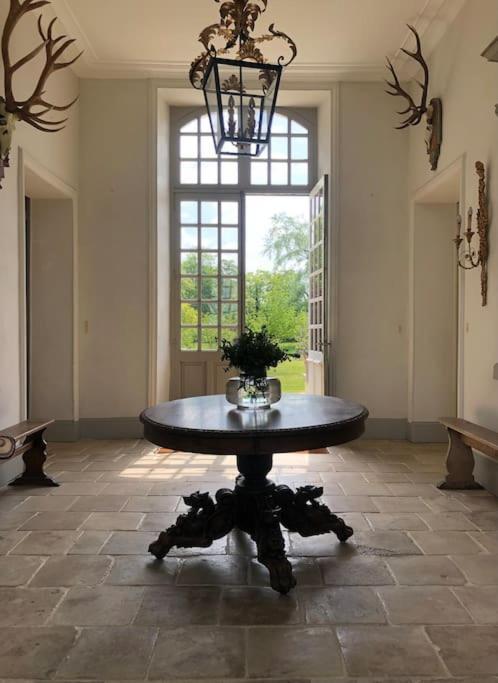 Charming 18Th Century Chateau, Near Bayeux In Calvados, Normandie Livry  Buitenkant foto